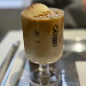 오버트 대표 사진