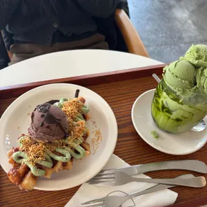 노버든 대표 사진