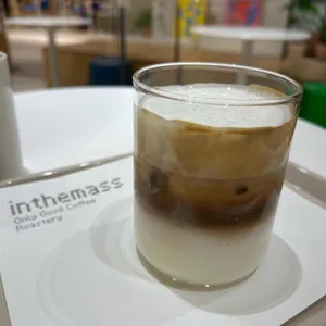 인더매스 시즌스 사진