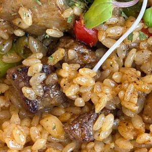 라라코스트 대표 사진