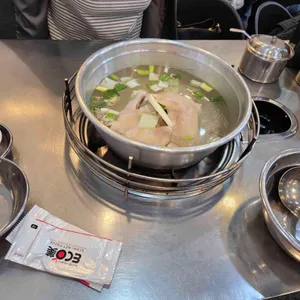 진옥화할매 원조 닭한마리 대표 사진