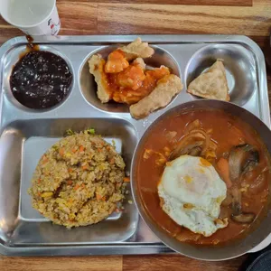 신얼큰이짬뽕 사진