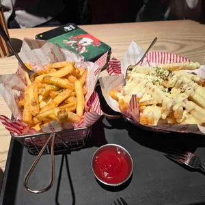 보드게임카페 레드버튼 사진 1