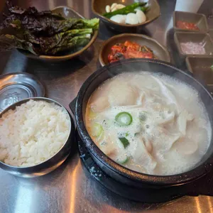 수변최고돼지국밥 사진 2