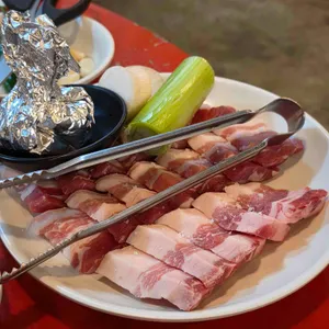 홍지로스 사진 2