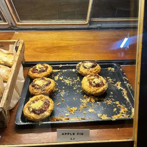 러스트 베이커리 리뷰 사진