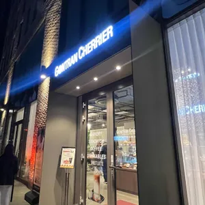 곤트란쉐리에 대표 사진