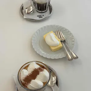 드무어 대표 사진