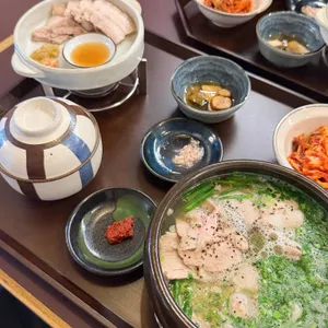 한약방돼지국밥 형제식품 대표 사진