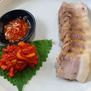 잔치 연 대표 사진