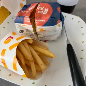 롯데리아 대표 사진