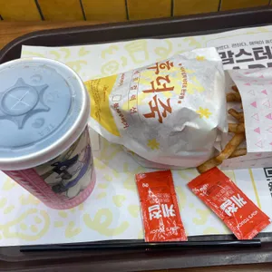 맘스터치LAB 대표 사진