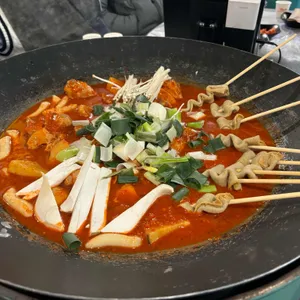 석호네솥뚜껑닭볶음탕 사진 1