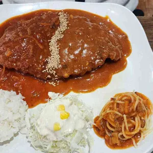 돈까스먹는용만이 대표 사진