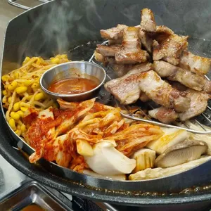 육대산 대표 사진