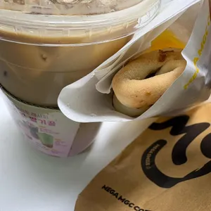 메가커피 대표 사진