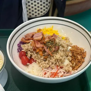 샐러링 대표 사진