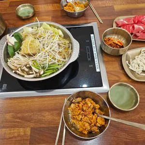 연산옥 샤브칼국수 대표 사진
