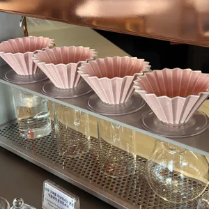 베이커리 앤 커피 by 쿤달 압구정로데오 플래그쉽스토어 리뷰 사진