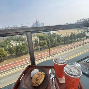 카페 인더뷰 사진 1