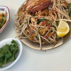 모던 아시안 누들 서비스 대표 사진