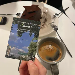 얼터너티브 로스터리& 베이커리 사진 2