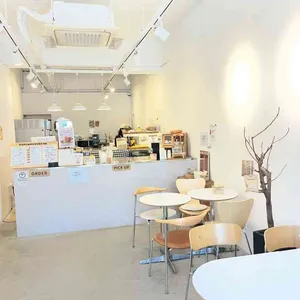 샌드위치날에&트리킹즈커피 대표 사진