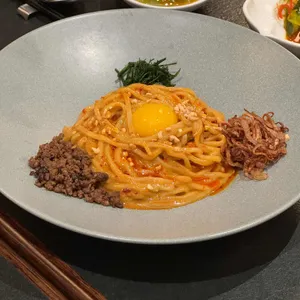 누와 대표 사진