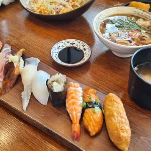 스시미르네 사진 1