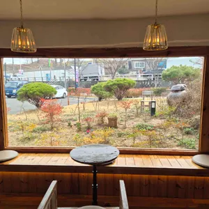 카페두루고 대표 사진