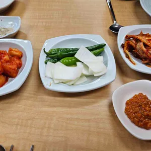 엄수현상황버섯삼계탕 대표 사진