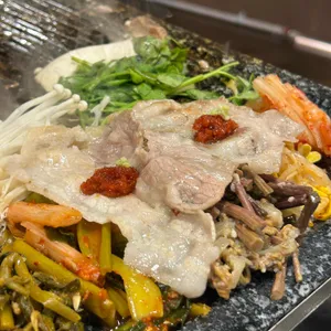 돈돌집 사진