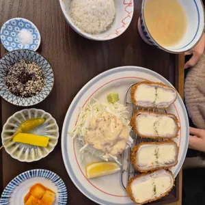 로로카츠 대표 사진