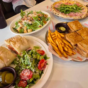 미투게더 샌드위치하우스 사진 1