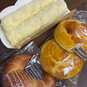 하얀풍차제과점 사진 1