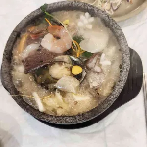 돌솥집황제누룽지탕 사진 1