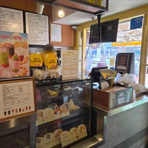 메가커피 대표 사진