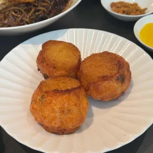 무탄 사진