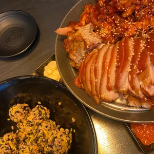 나무오향족발 사진 1