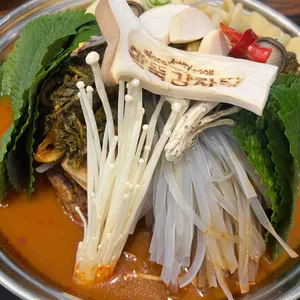 완뚝감자탕 대표 사진