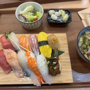 정진 대표 사진