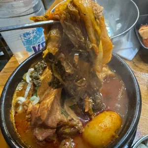 호수품은감자탕 사진