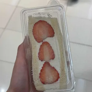 드레스 바이 콤비니 사진