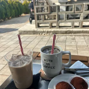 위드어스커피 사진