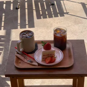 사랑과 자유 사진