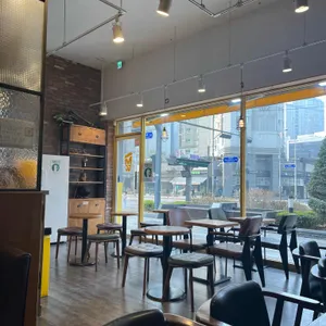 메가커피 대표 사진