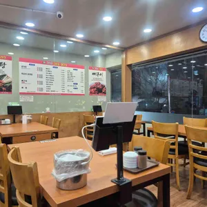 크라운감자탕 대표 사진