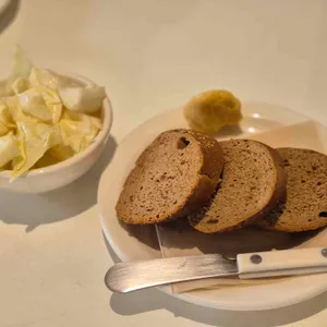 발코니 밀즈 대표 사진