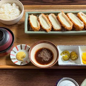 하지메 카츠 대표 사진