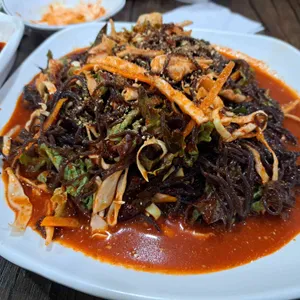 장충동털보족발 대표 사진